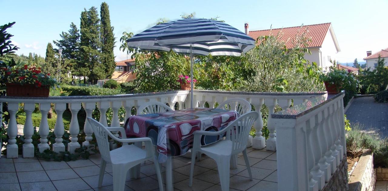 Apartments Bozica Krk Town Extérieur photo