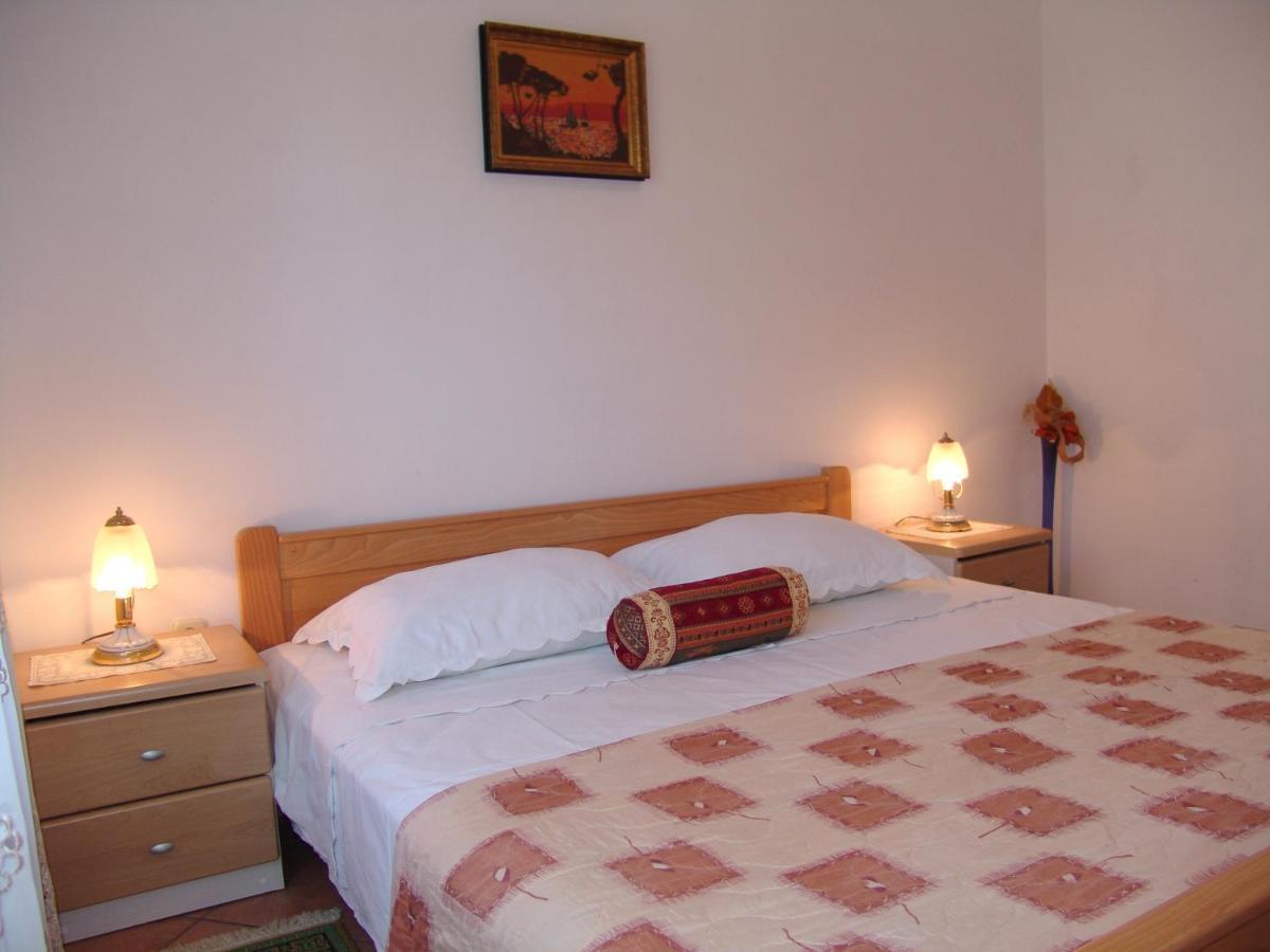 Apartments Bozica Krk Town Extérieur photo