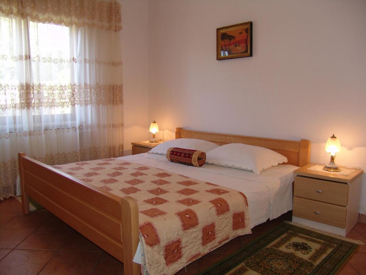 Apartments Bozica Krk Town Extérieur photo