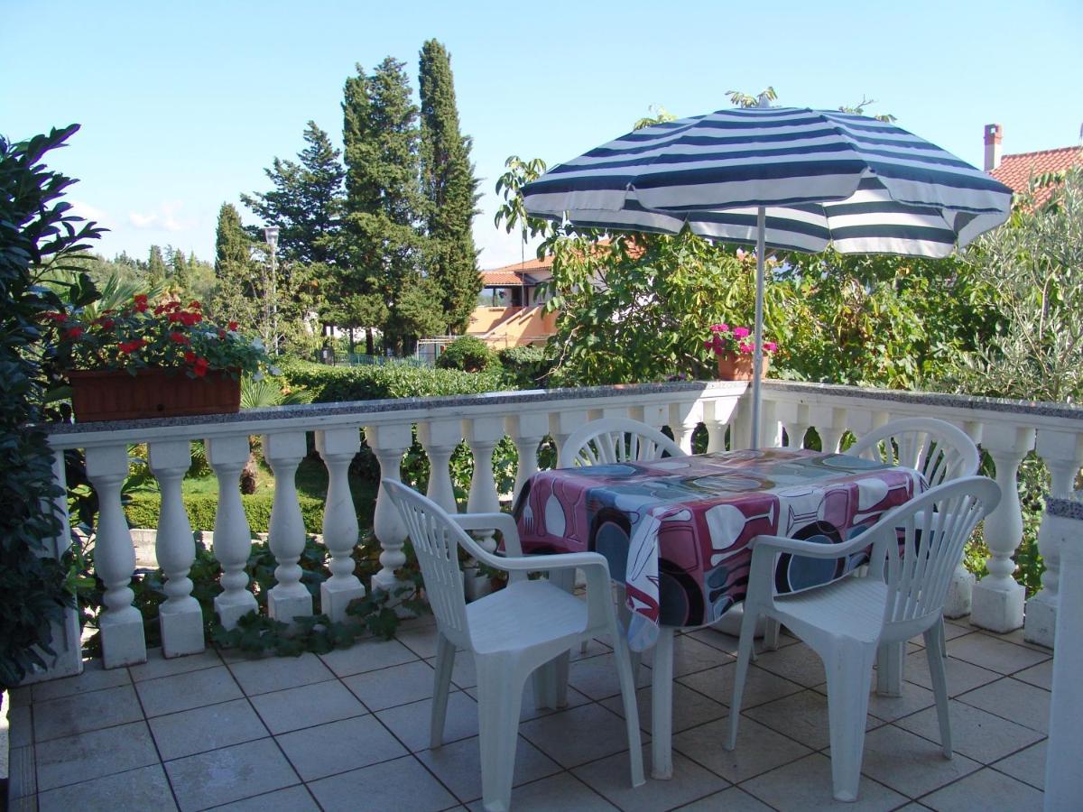 Apartments Bozica Krk Town Extérieur photo