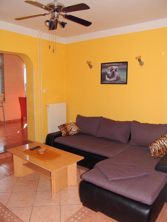 Apartments Bozica Krk Town Extérieur photo