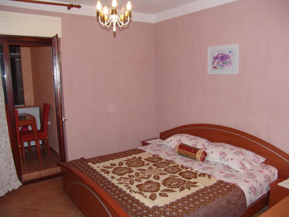 Apartments Bozica Krk Town Extérieur photo