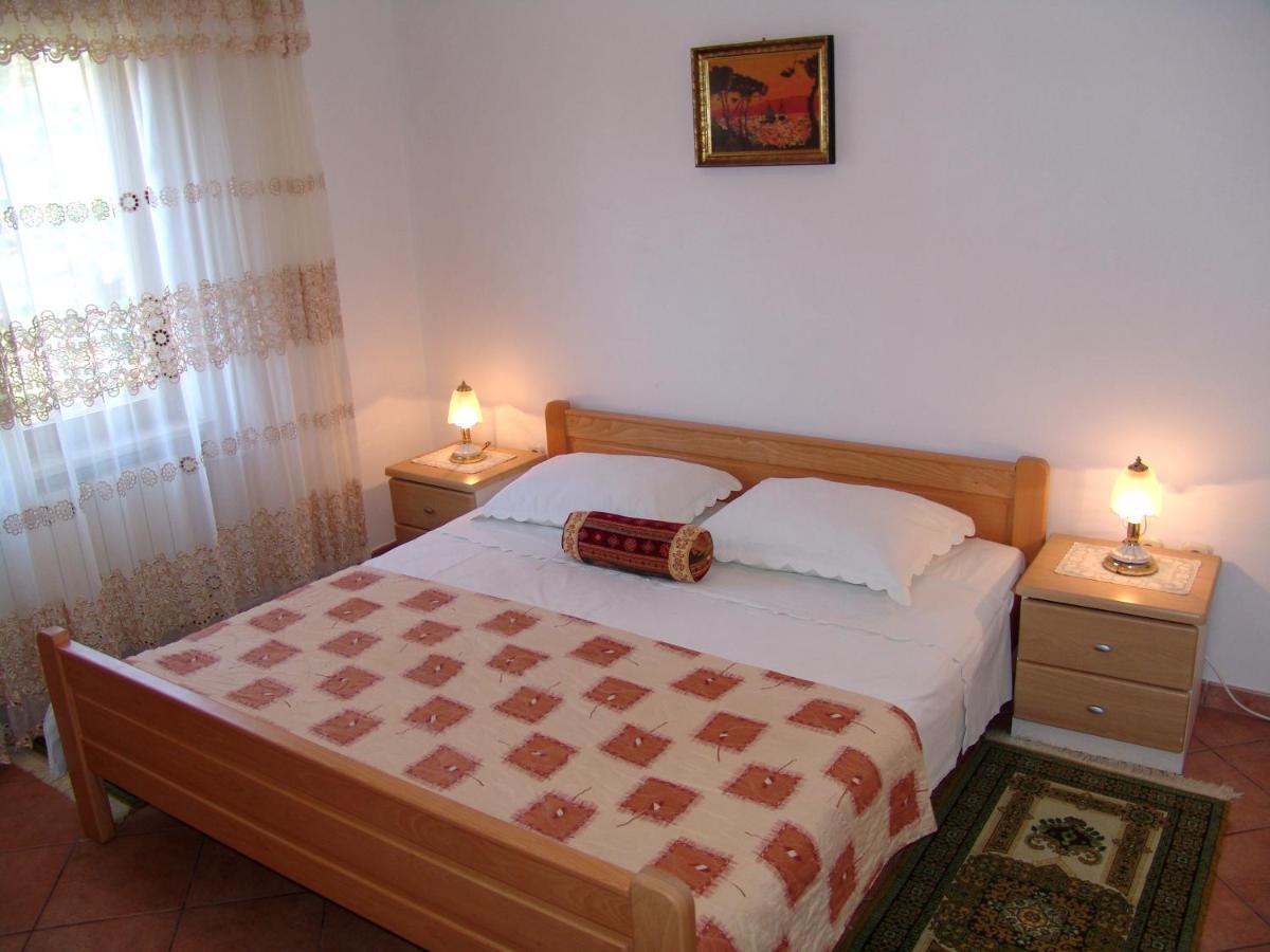 Apartments Bozica Krk Town Extérieur photo