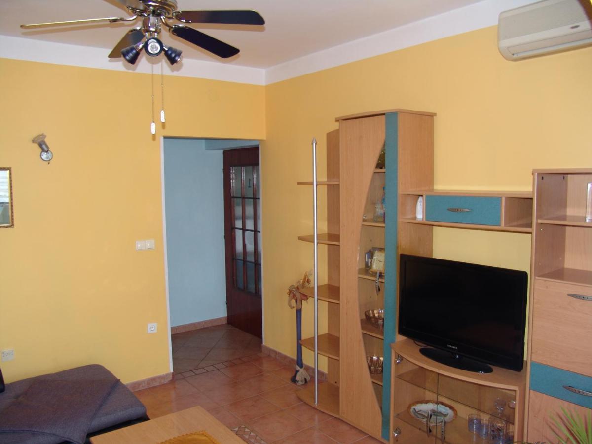 Apartments Bozica Krk Town Extérieur photo