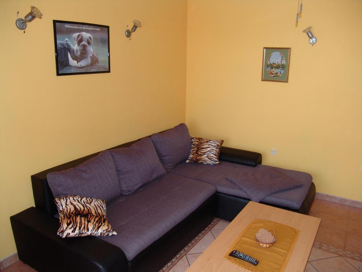 Apartments Bozica Krk Town Extérieur photo